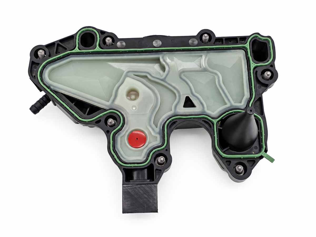 Carterontluchting / olieafscheider OEM VAG 06K103495BL - achterzijde met afdichting